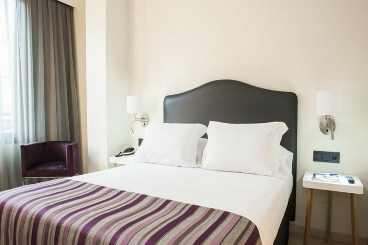 Фото Hotel Exe Moncloa