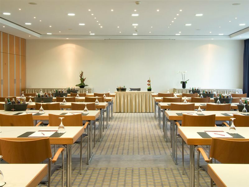 Фото Mercure Hotel Mannheim am Rathaus