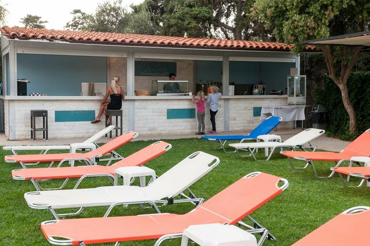 Фото Sunrise Village Hotel