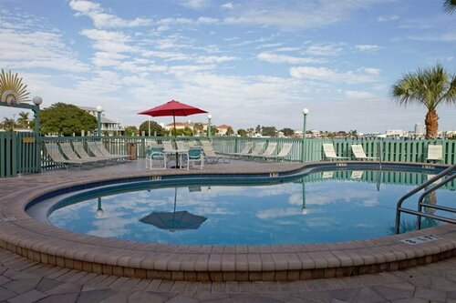 Гостиница Courtyard Clearwater Beach Marina