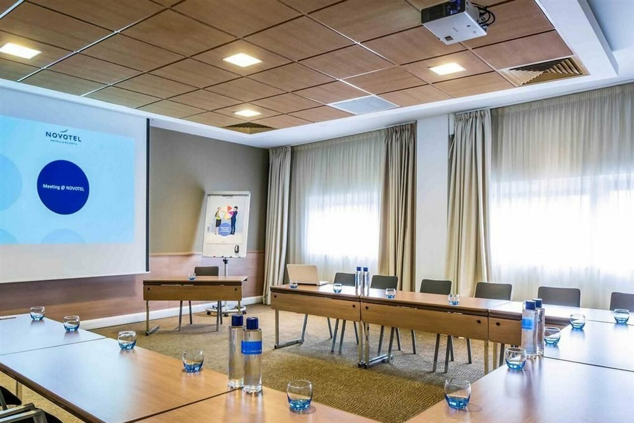 Фото Novotel London Paddington