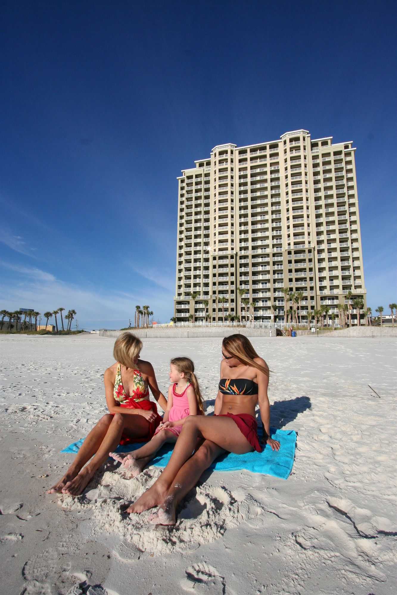 Фото Grand Panama Beach Resort by Emerald View Resorts