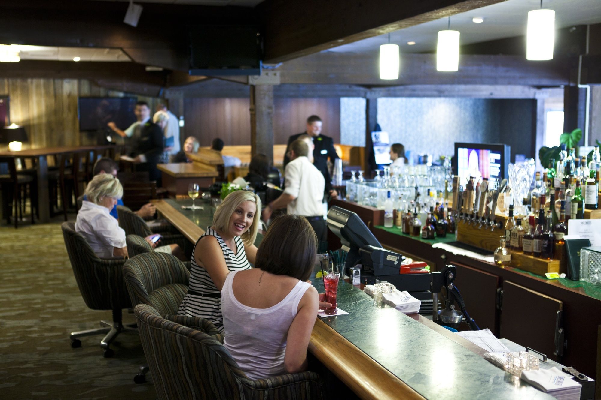 Фото Valley River Inn