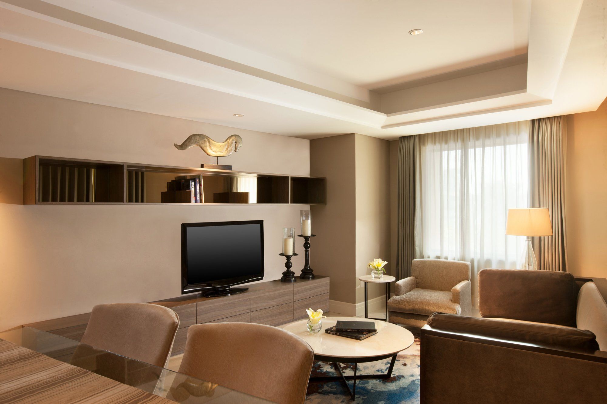 Фото Sheraton Surabaya Hotel and Towers