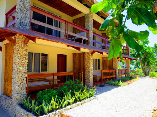 Внешний вид отеля Tepanee Beach Resort в Логоне, фото 1