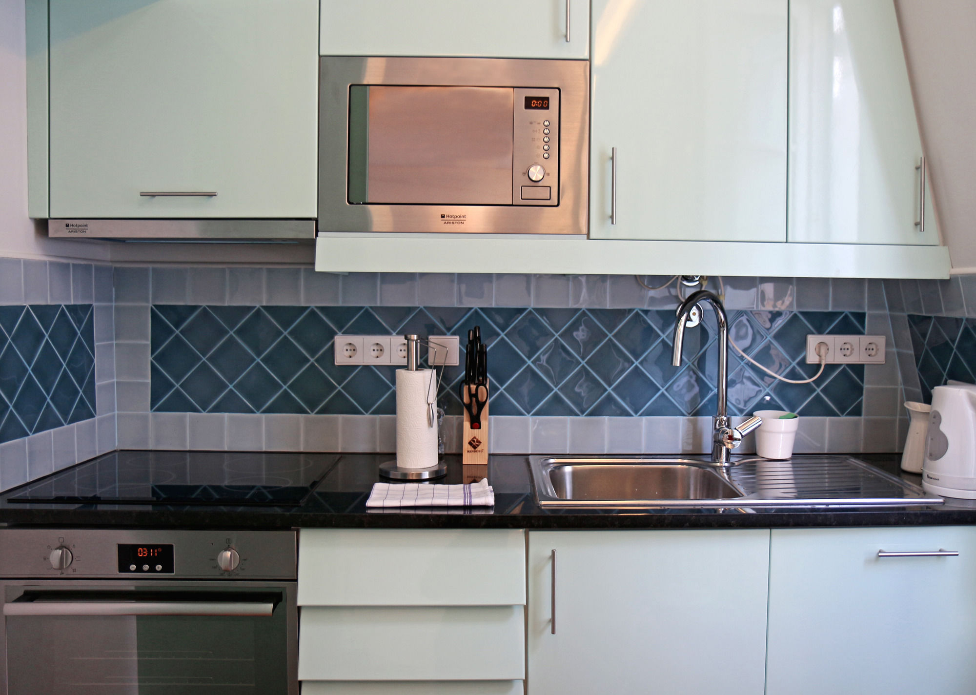 Фото Lisbon Colours Bairro Alto Apartments