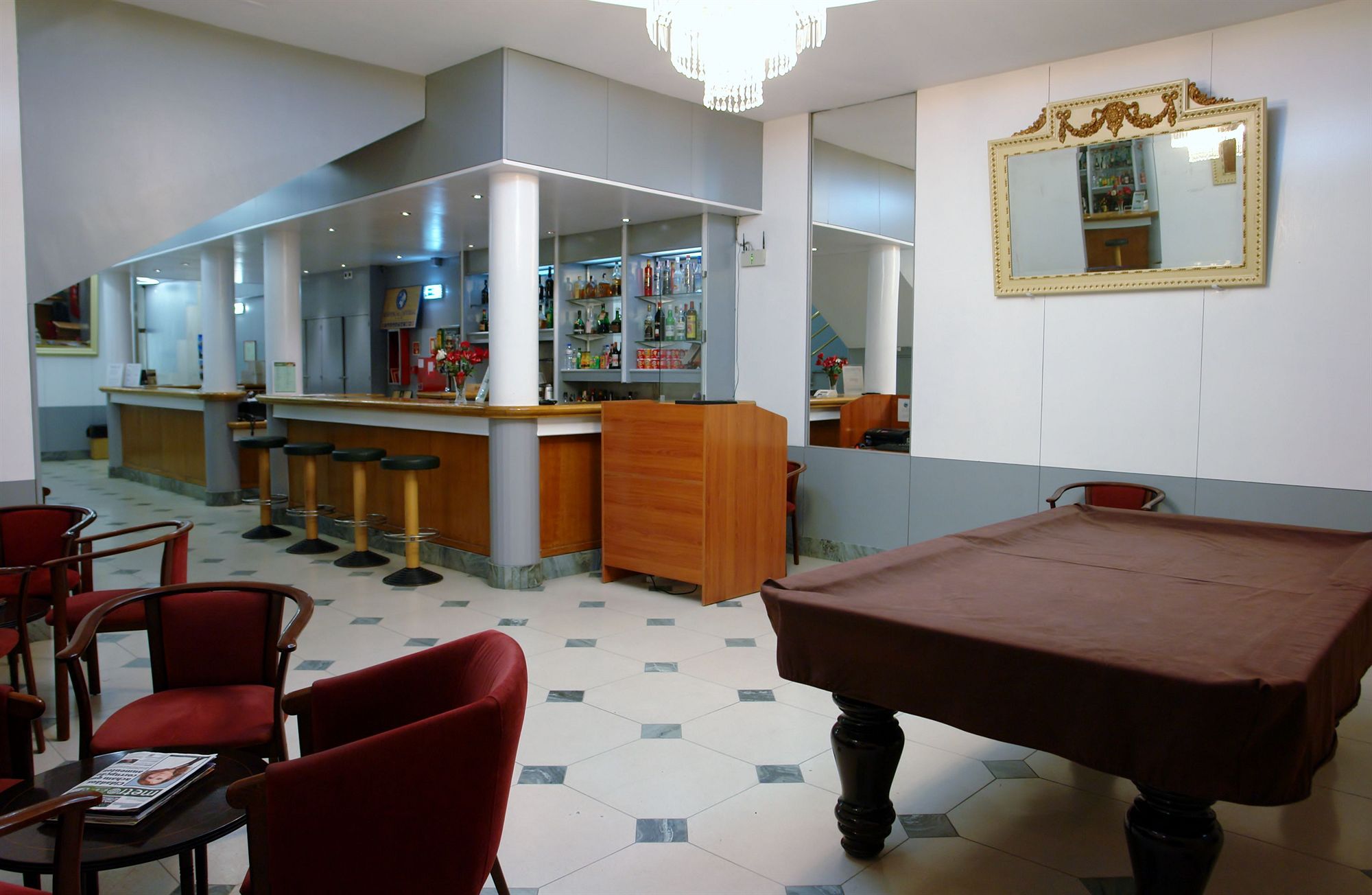 Фото Hotel Universal