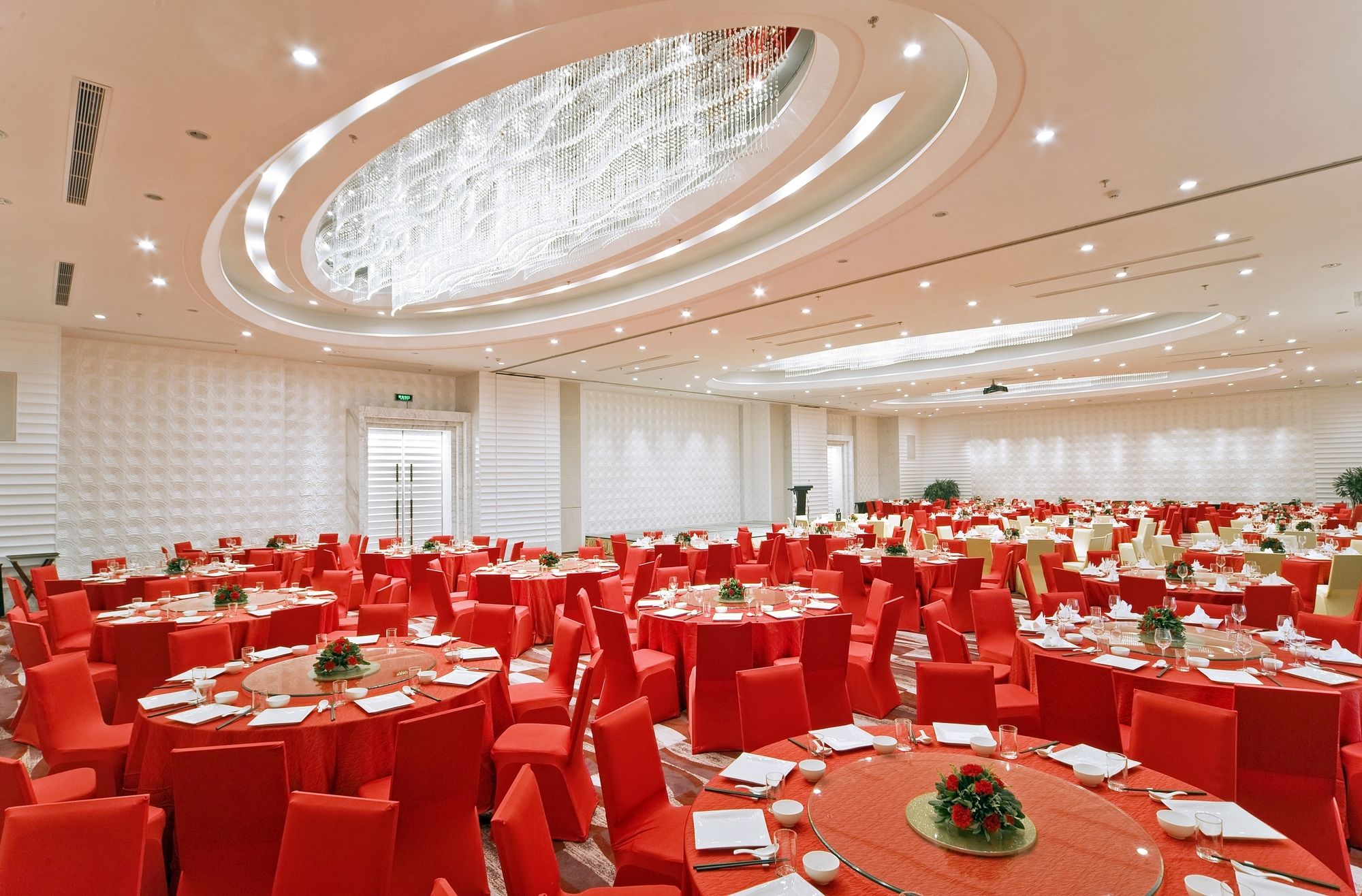 Фото Holiday Inn Shanghai Hongqiao West