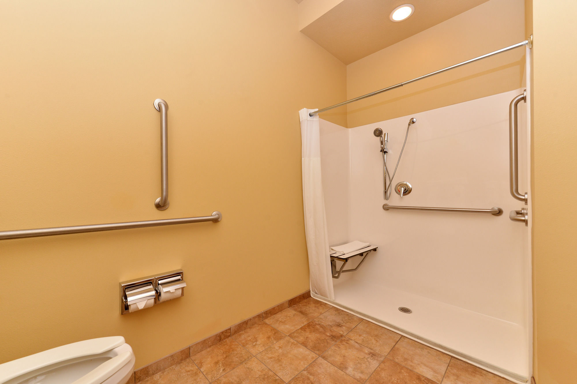 Фото Arbuckle Lodge