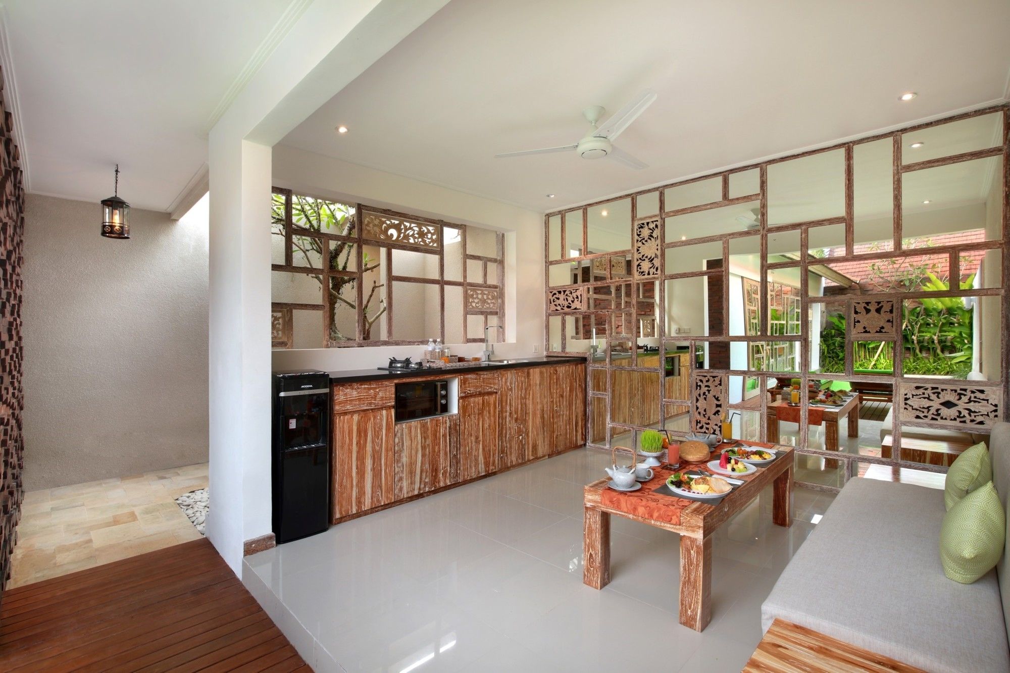 Фото Manca Villa Canggu by Ini Vie Hospitality