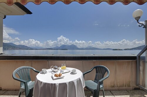 Гостиница Hotel Beau Rivage в Бавене