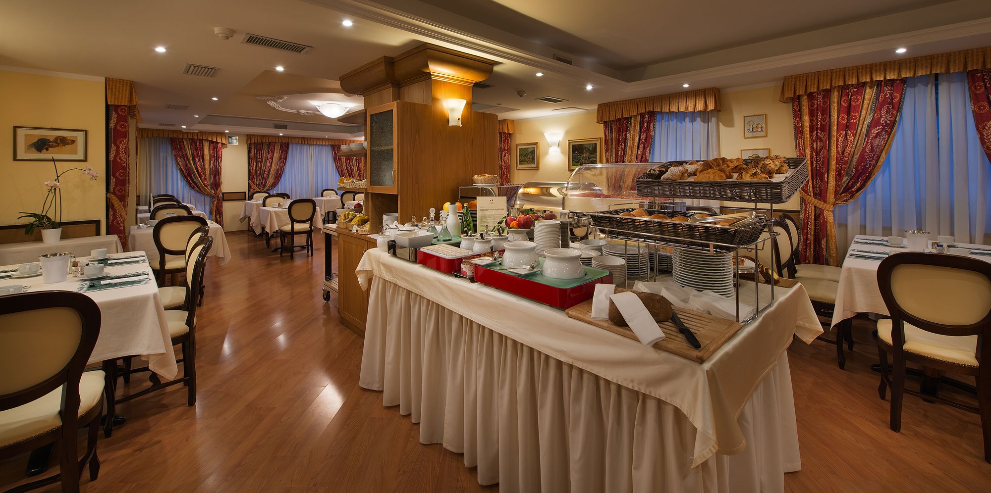 Фото Hotel St. Michael