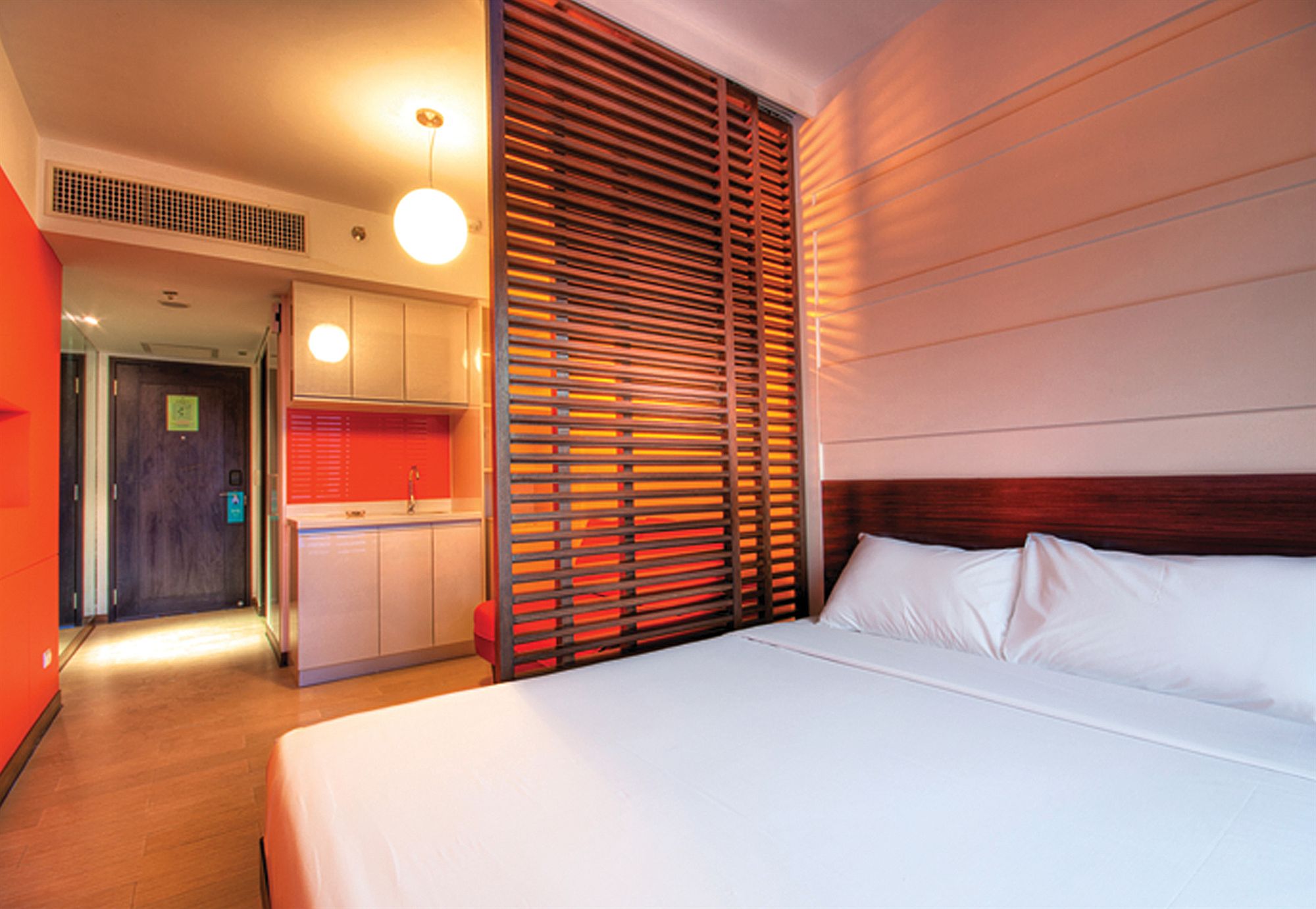 Фото Holiday Inn Express Manila Newport World Resorts