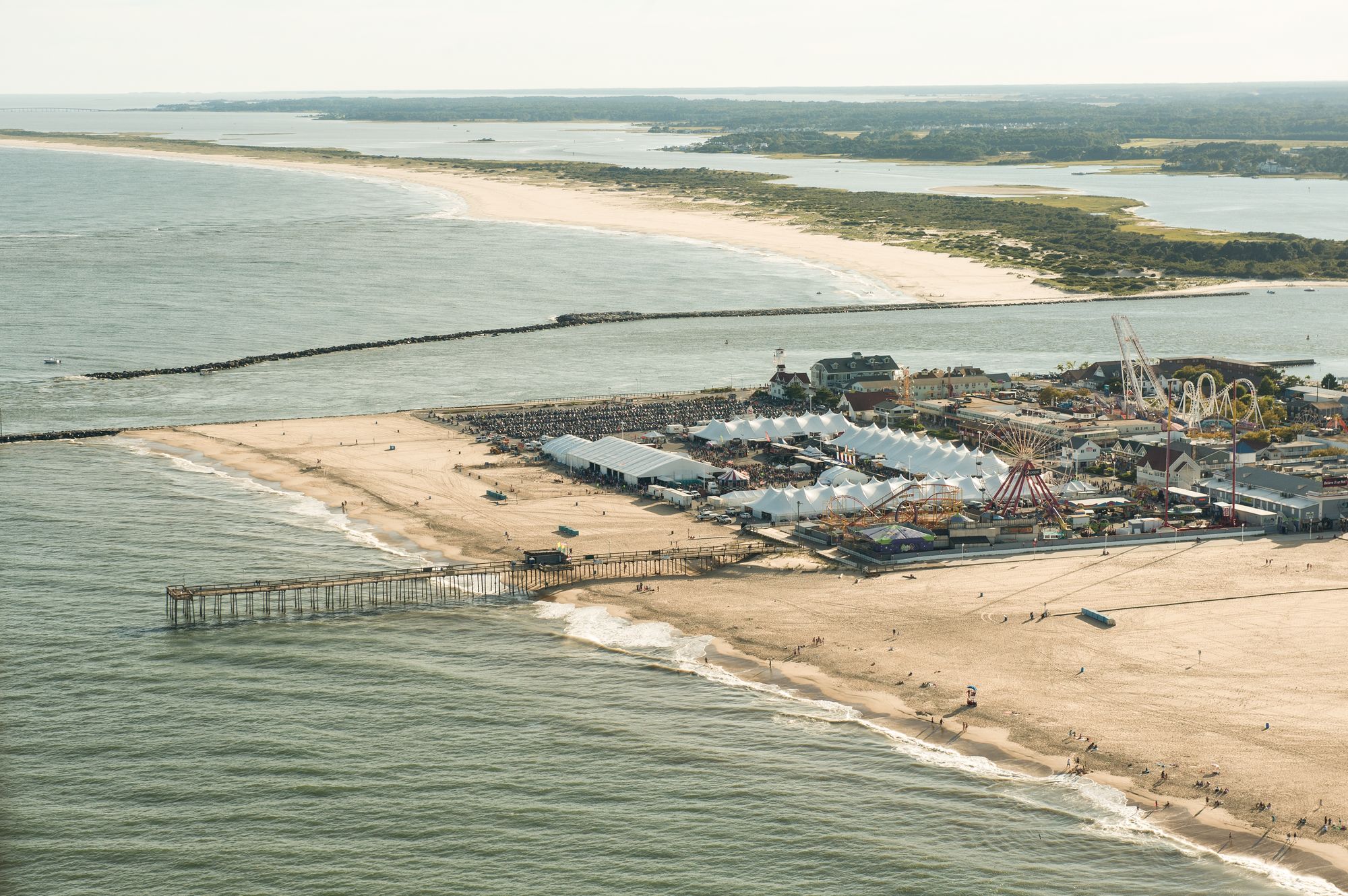 Фото Holiday Inn Express & Suites West Ocean City, an Ihg Hotel