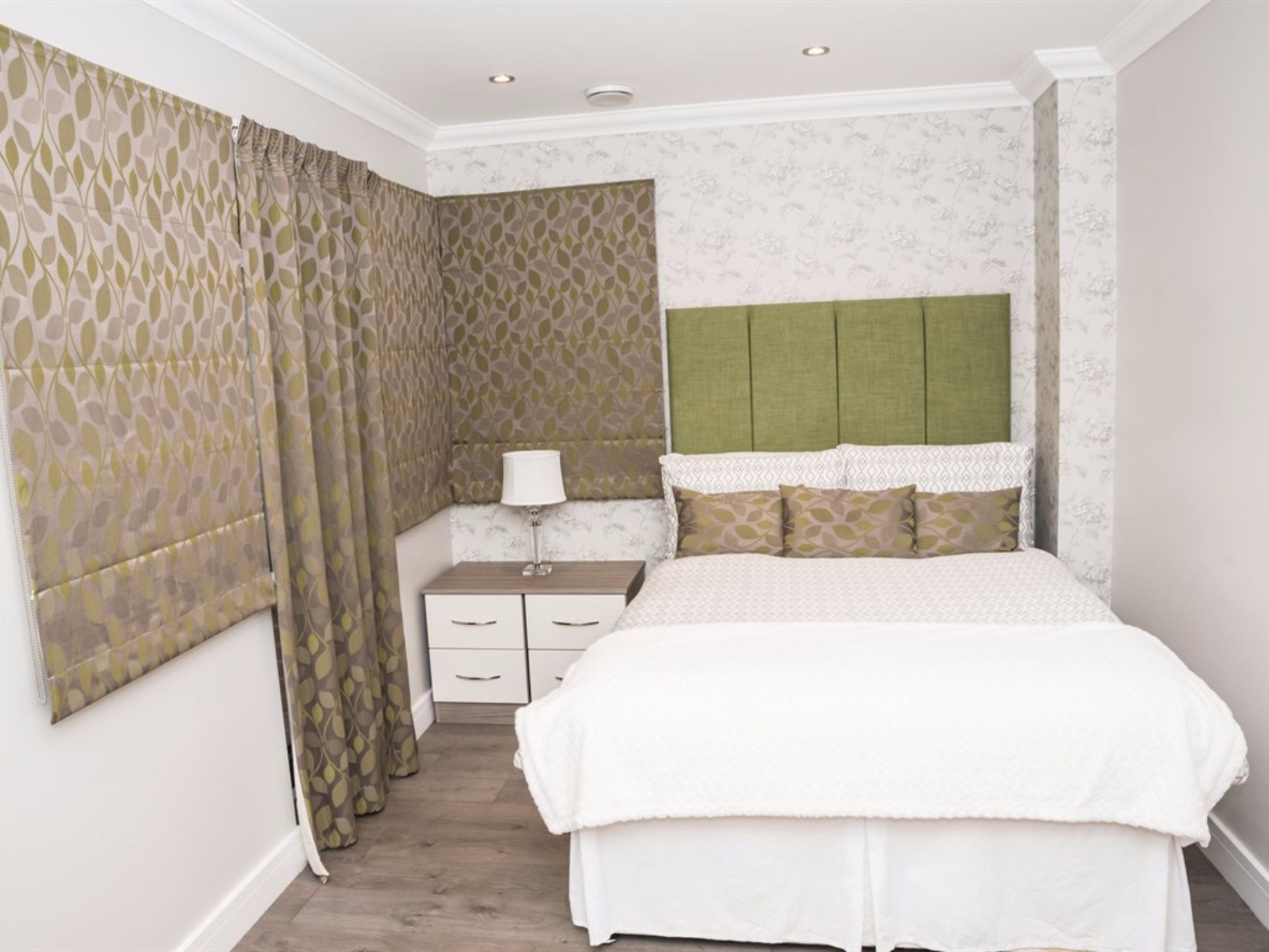 Фото Malthouse Court