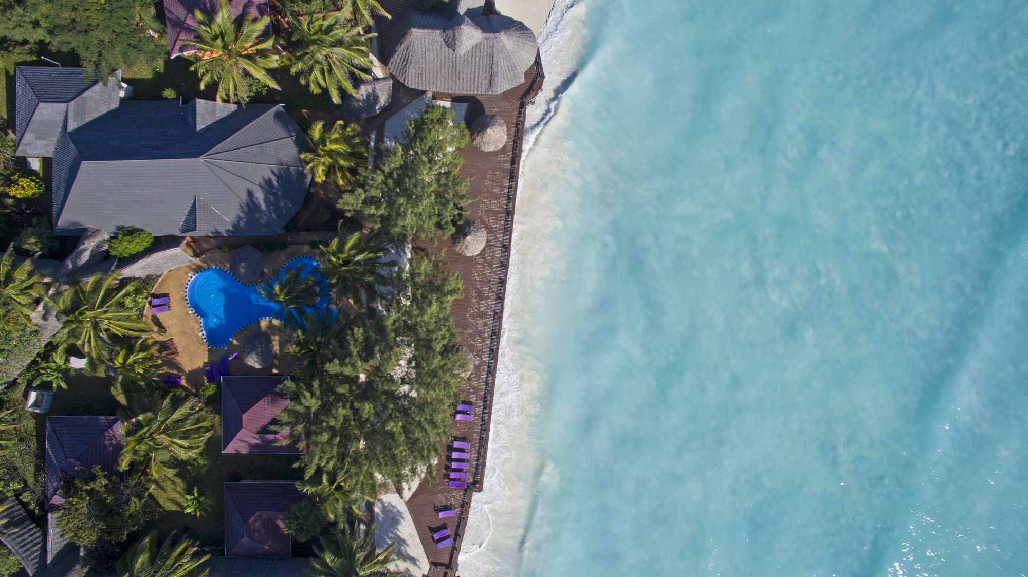 Фото Mnarani Beach Cottages