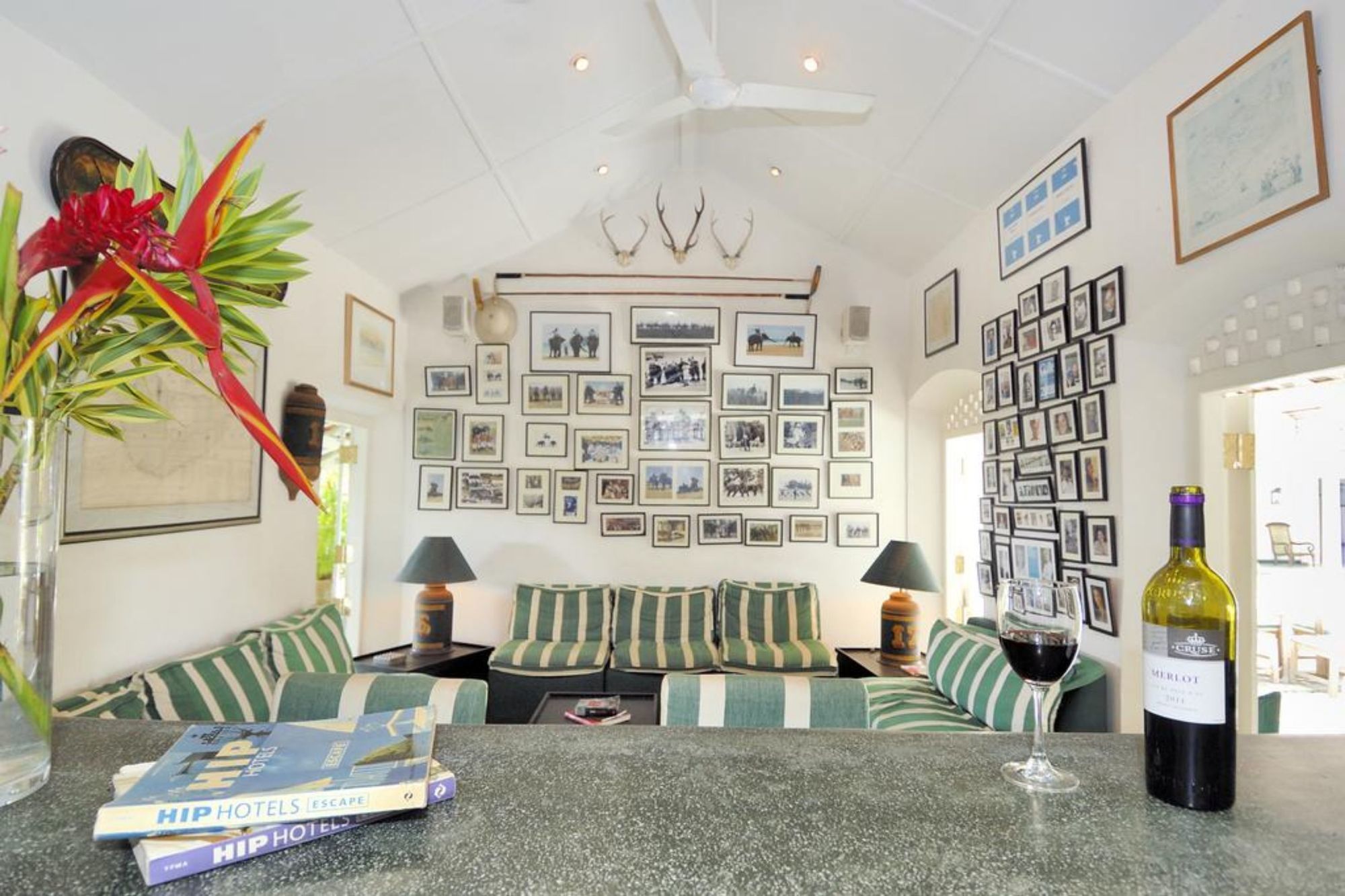 Фото The Sun House