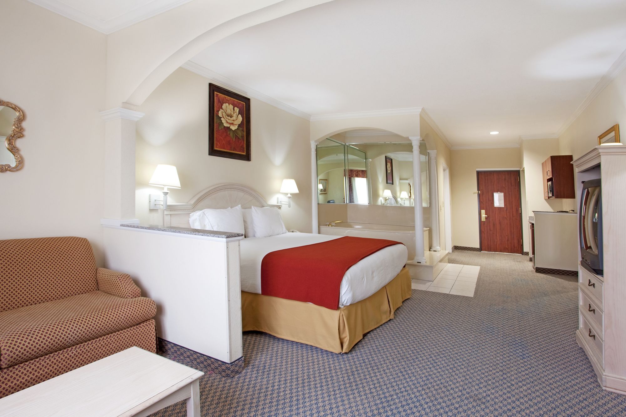 Фото Holiday Inn Express Hotel & Suites Lake Charles, an Ihg Hotel