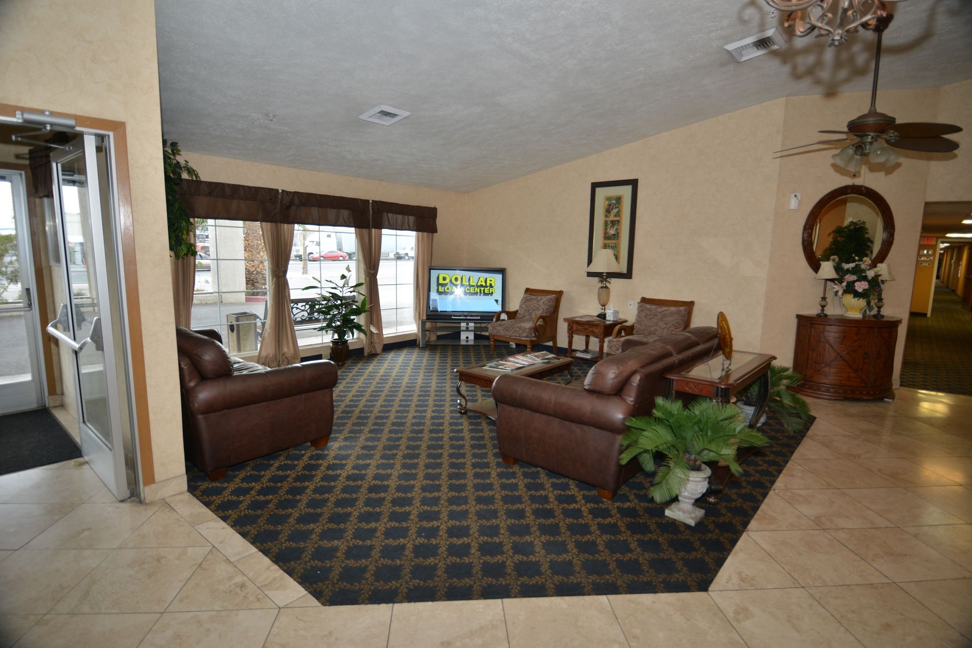 Фото Sunrise Inn Hotel