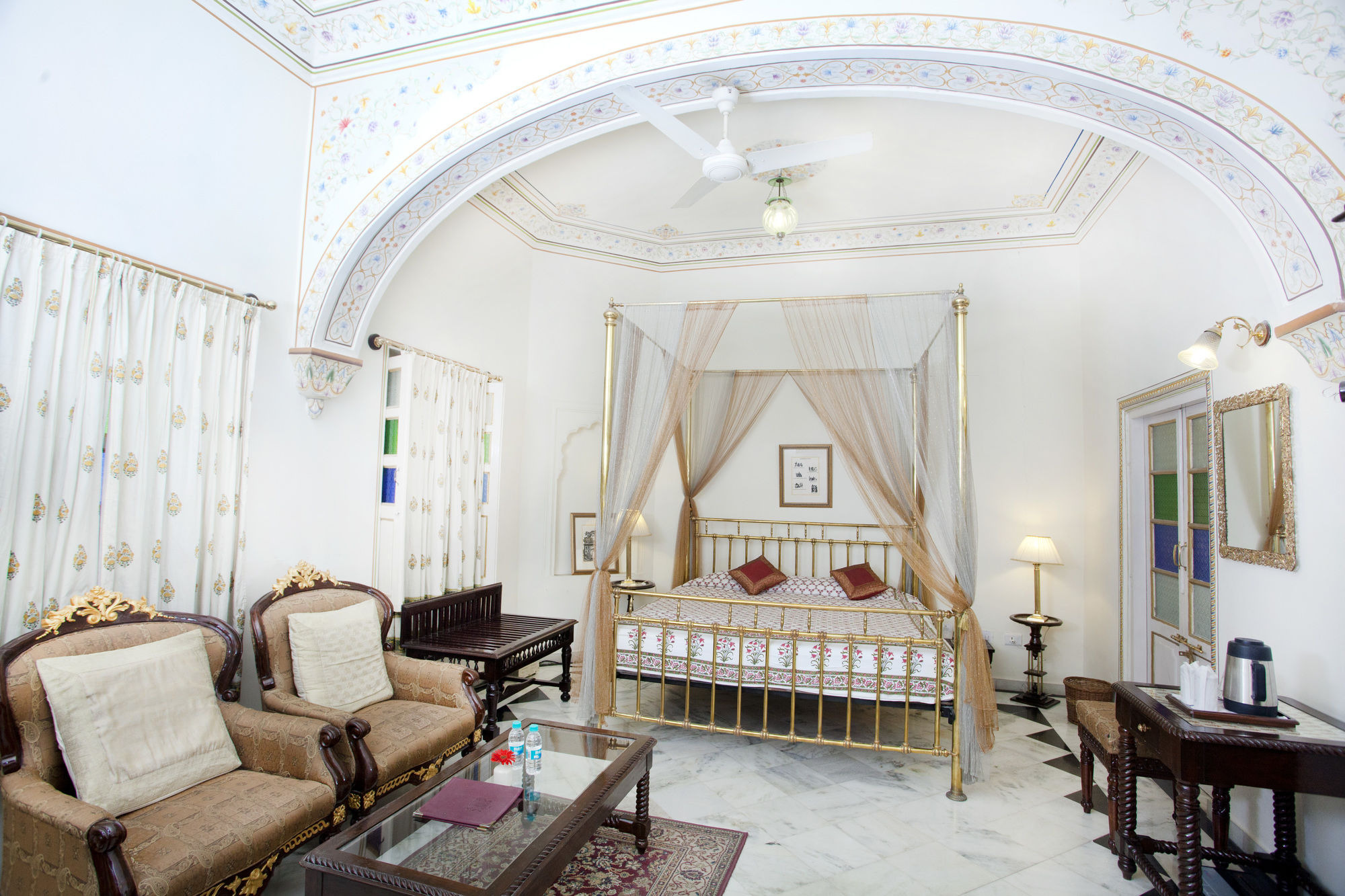 Фото Alsisar Haveli