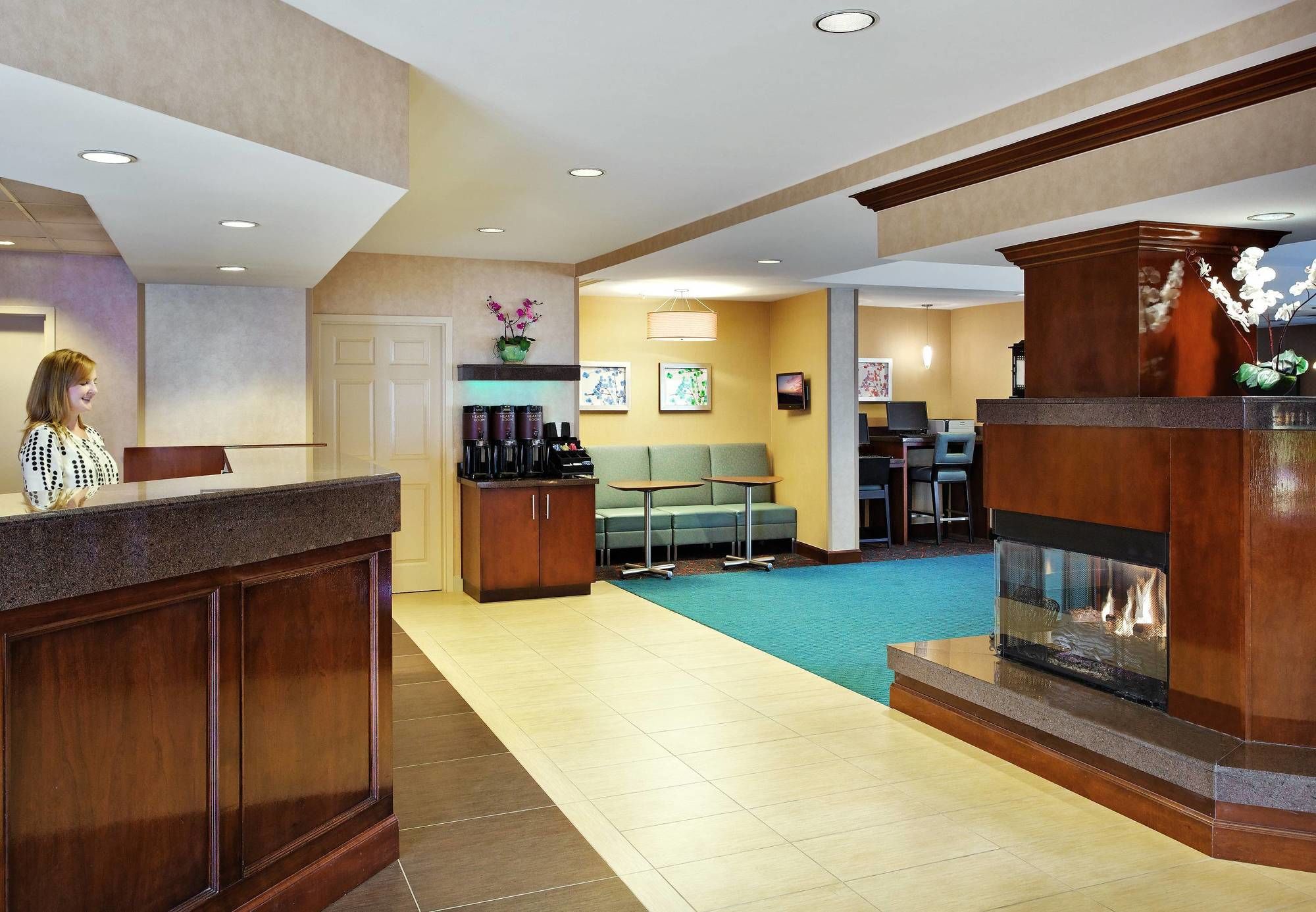 Фото Residence Inn by Marriott Tampa Sabal Park/Brandon