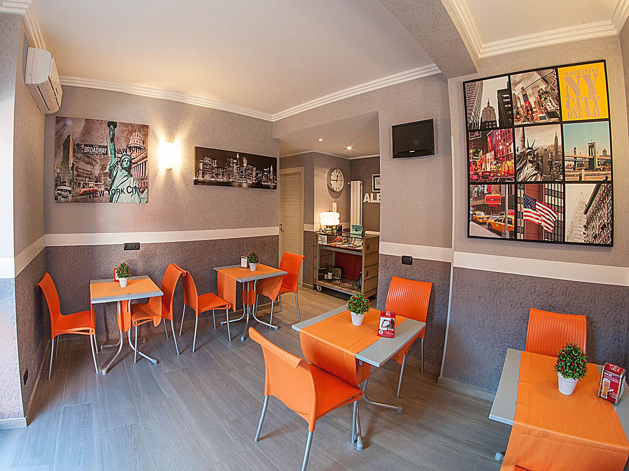 Фото Albis Rooms Guest House