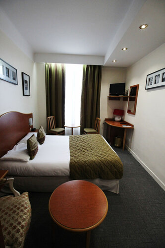 Внешний вид отеля Hotel Crystal в Реймсе, фото 2