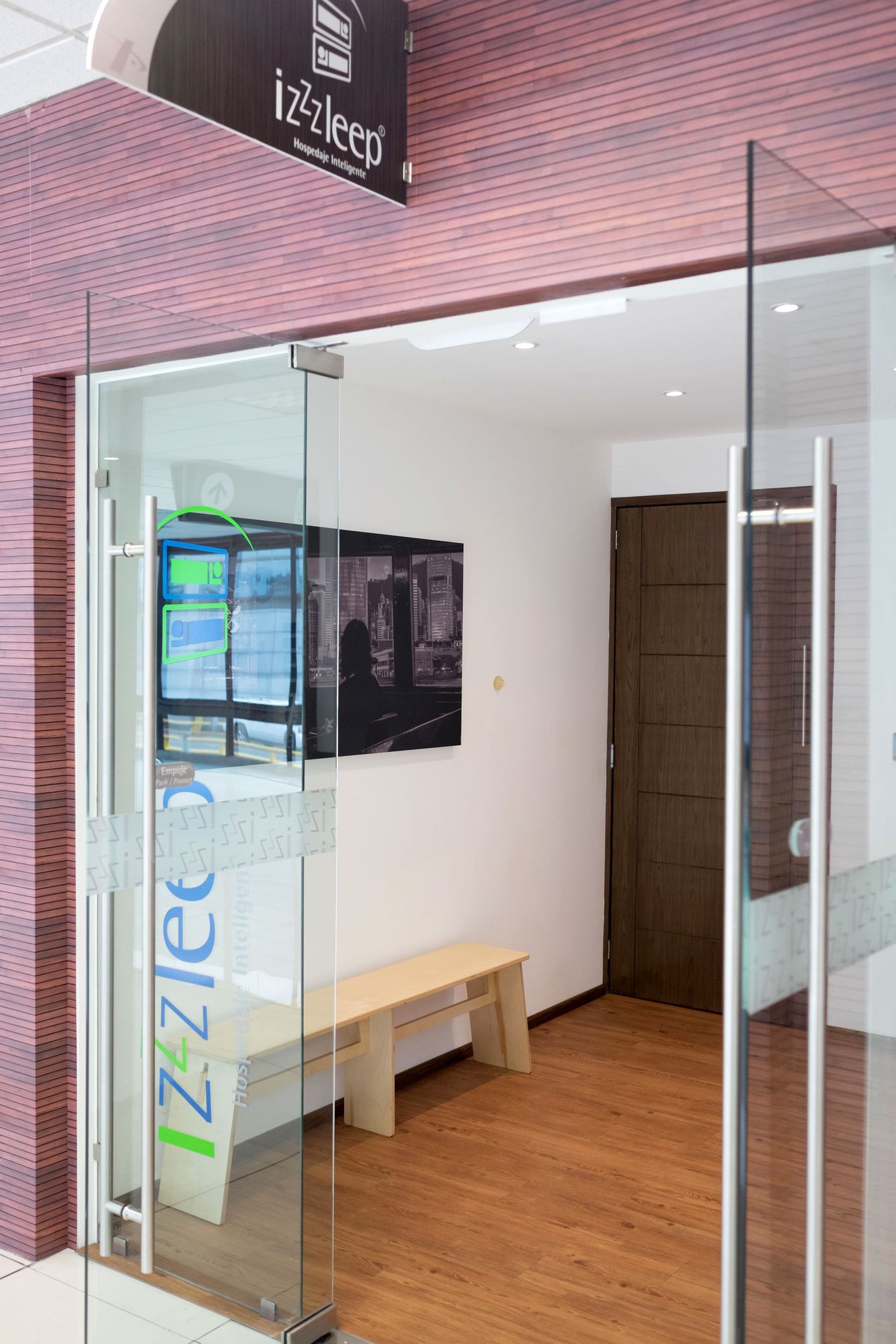 Фото izZzleep Aeropuerto Terminal 1