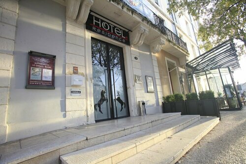 Апартаменты Apparthotel Odalys Le Cheval Blanc в Ниме