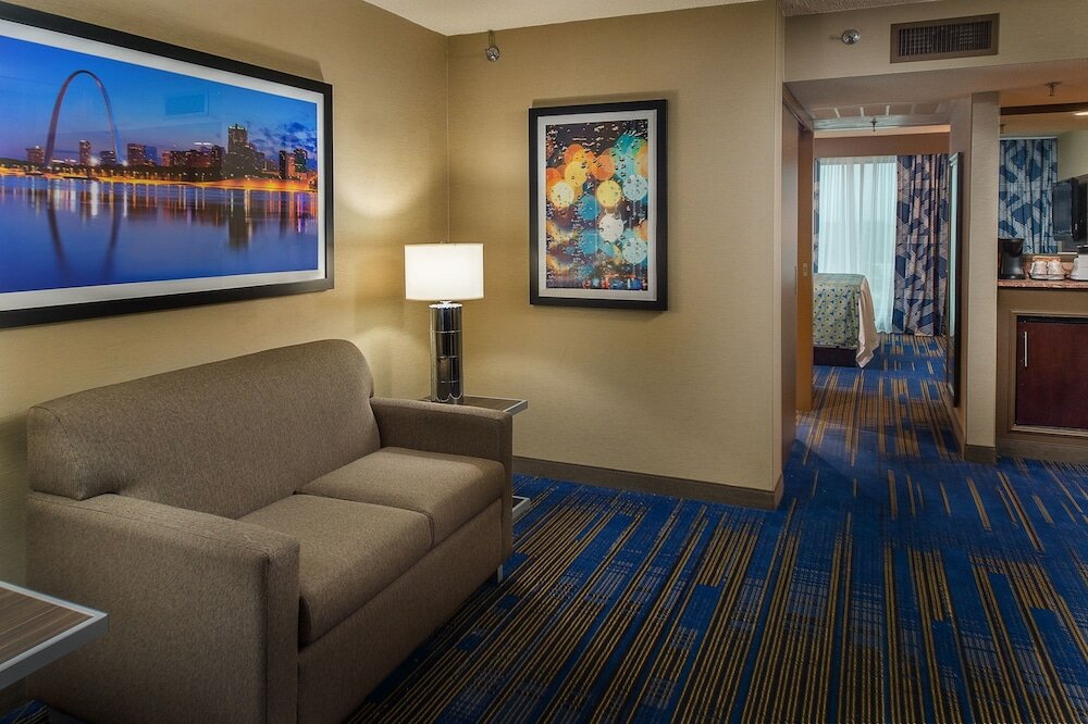 Фото HoteLumiere at the Arch