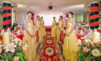 Фото Liberty 2 Hotel