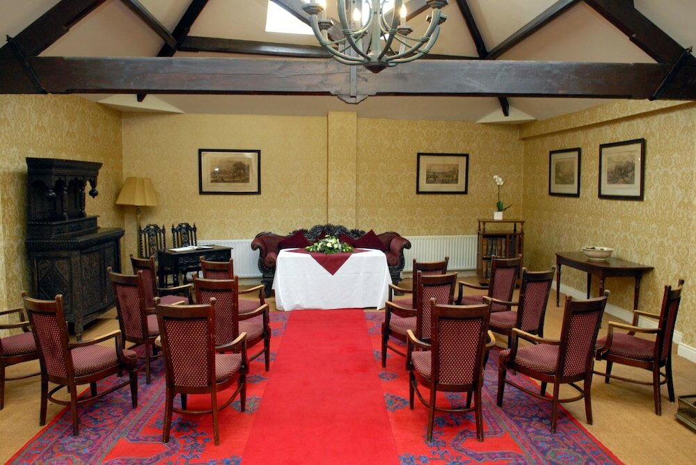 Фото Londonderry Arms Hotel