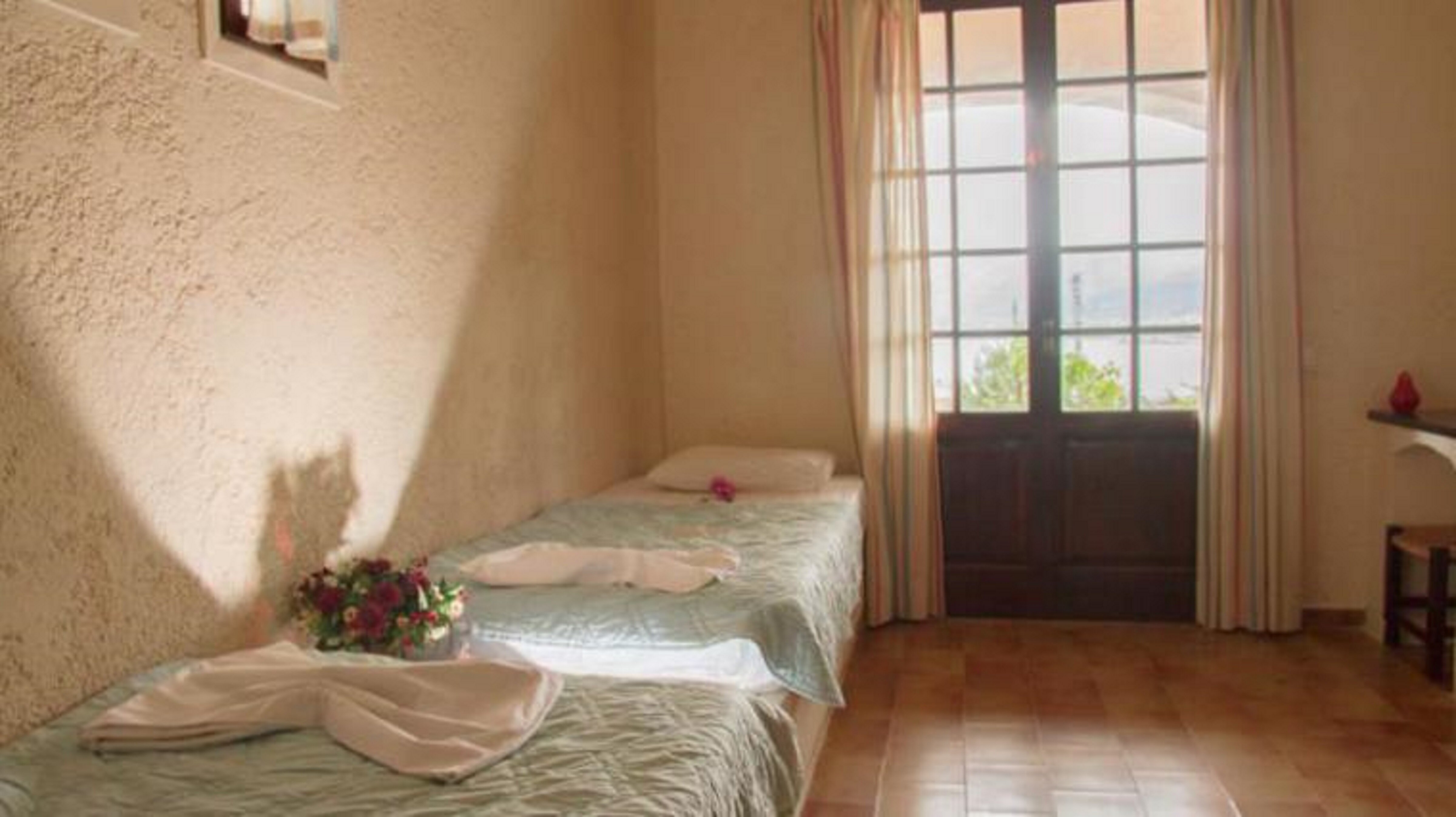 Фото Stalis Bay Apartments