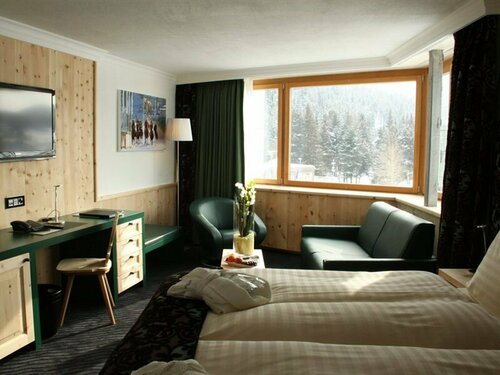 Внешний вид отеля Sport & Wellness Hotel San Gian St Moritz в Са́нкт-Мо́рце, фото 3