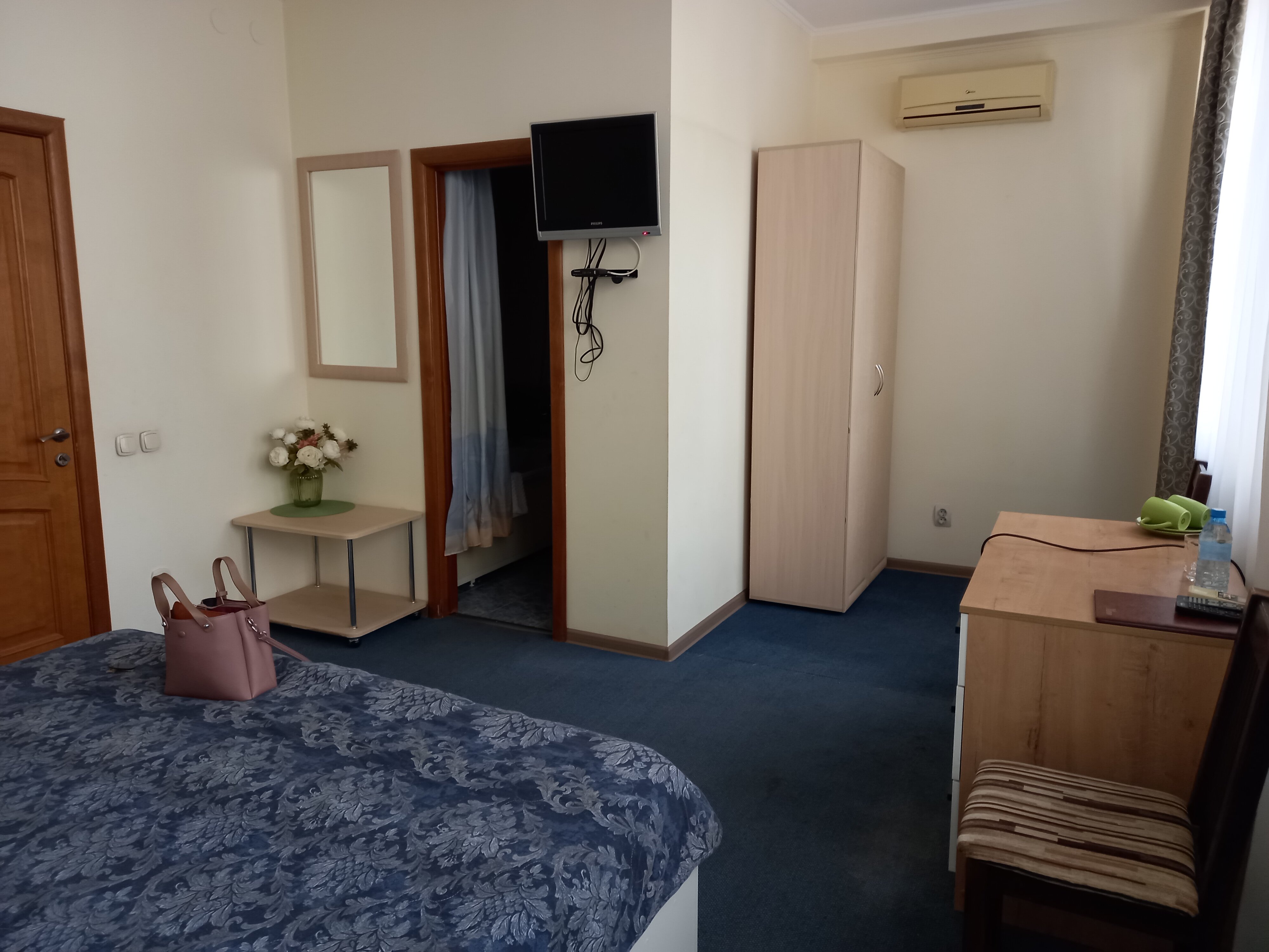 Фото Эмпаер Холл