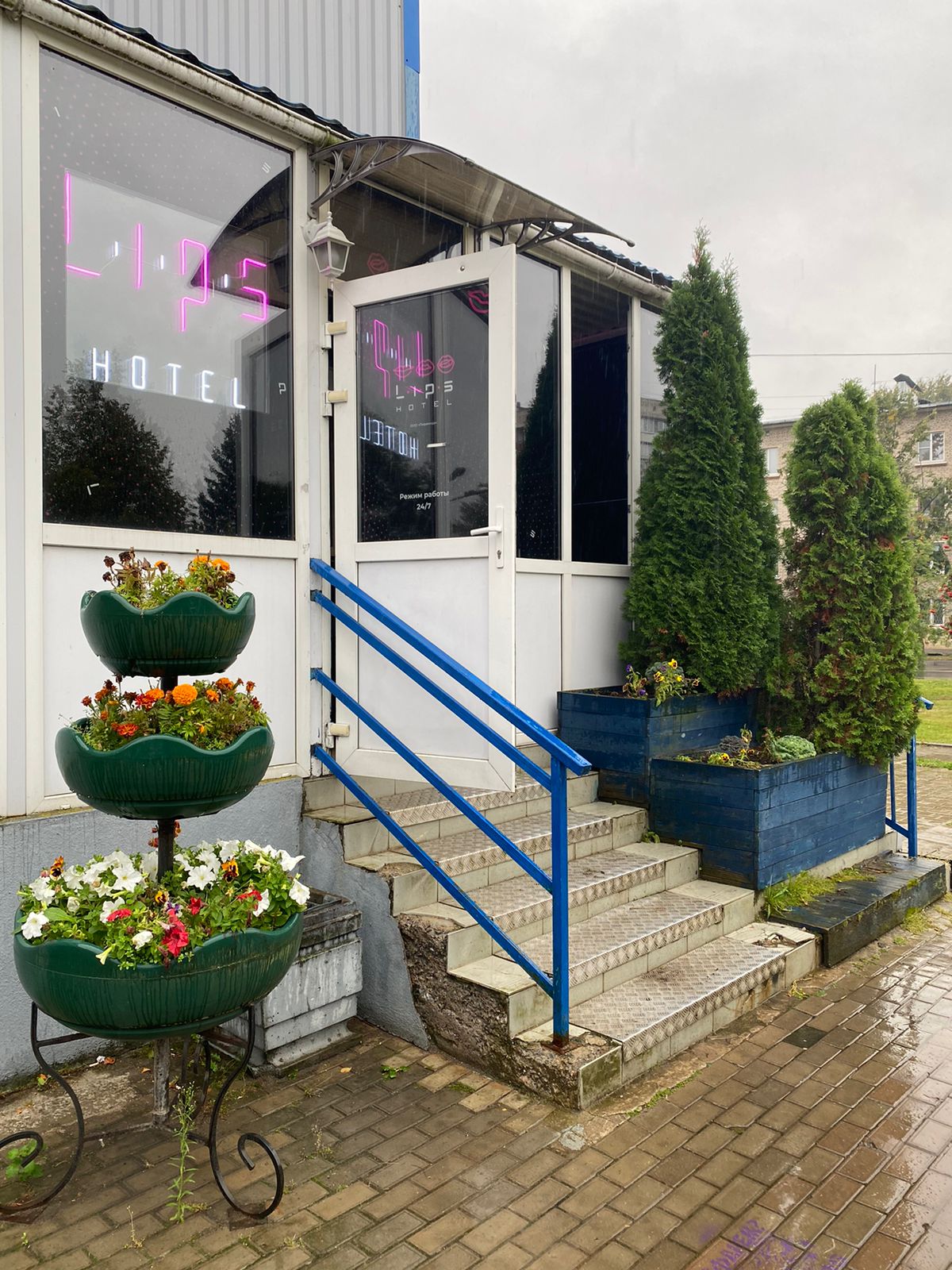 Фото отеля 2