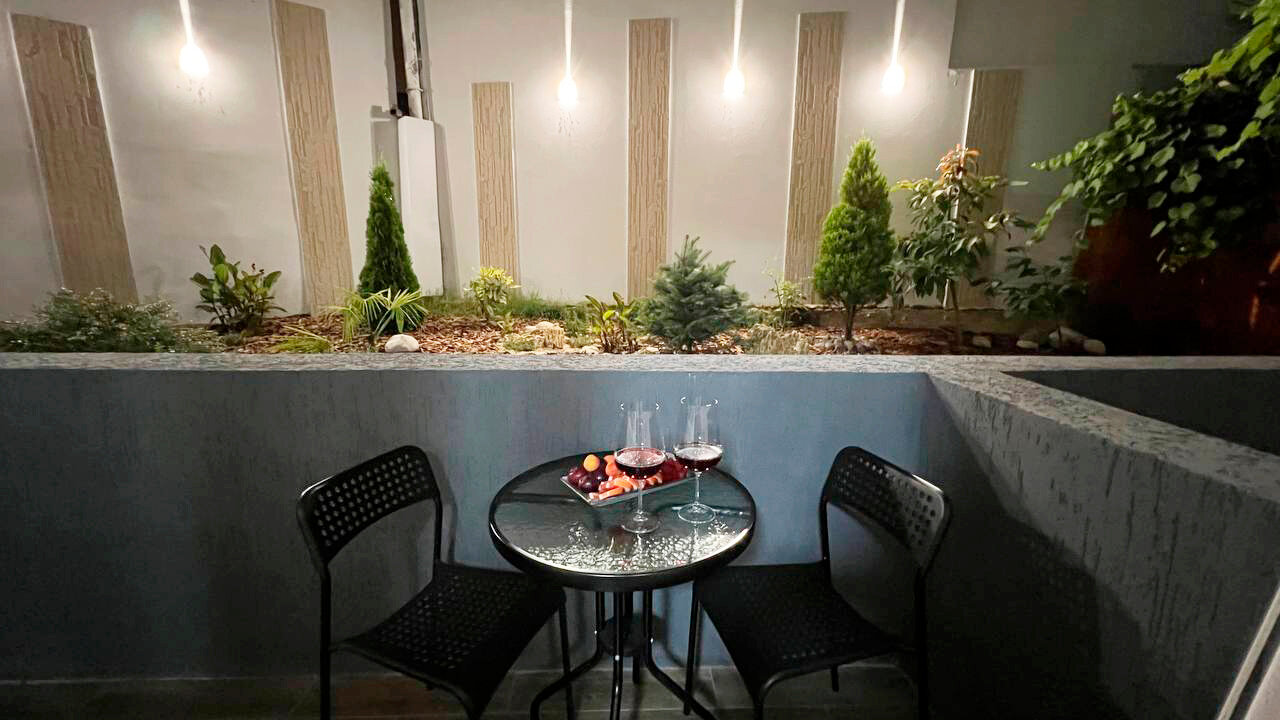 Фото Современник