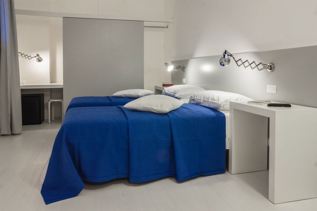 Фото Casa Fola - City Centre Rooms