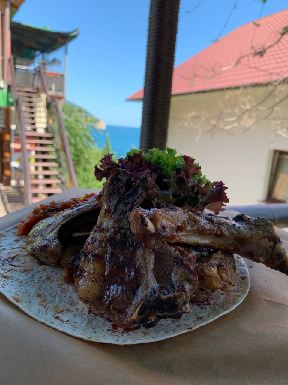 Фото Весёлый Хотэй