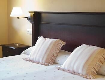 Фото Hotel Can Xim