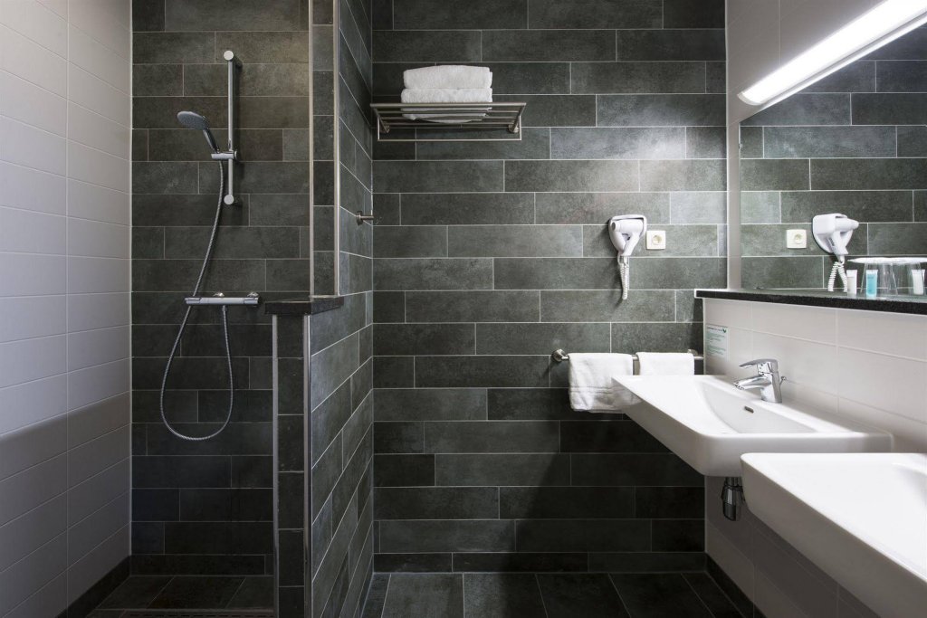 Фото Bastion Hotel Amsterdam Airport