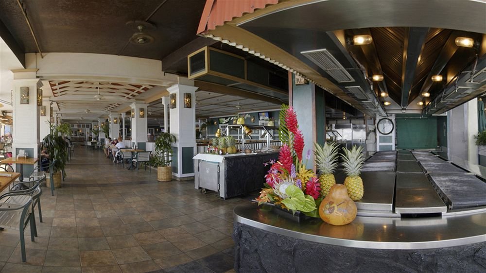 Фото Outrigger Reef Waikiki Beach Resort