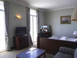 Гостиница Hotel West End Nice