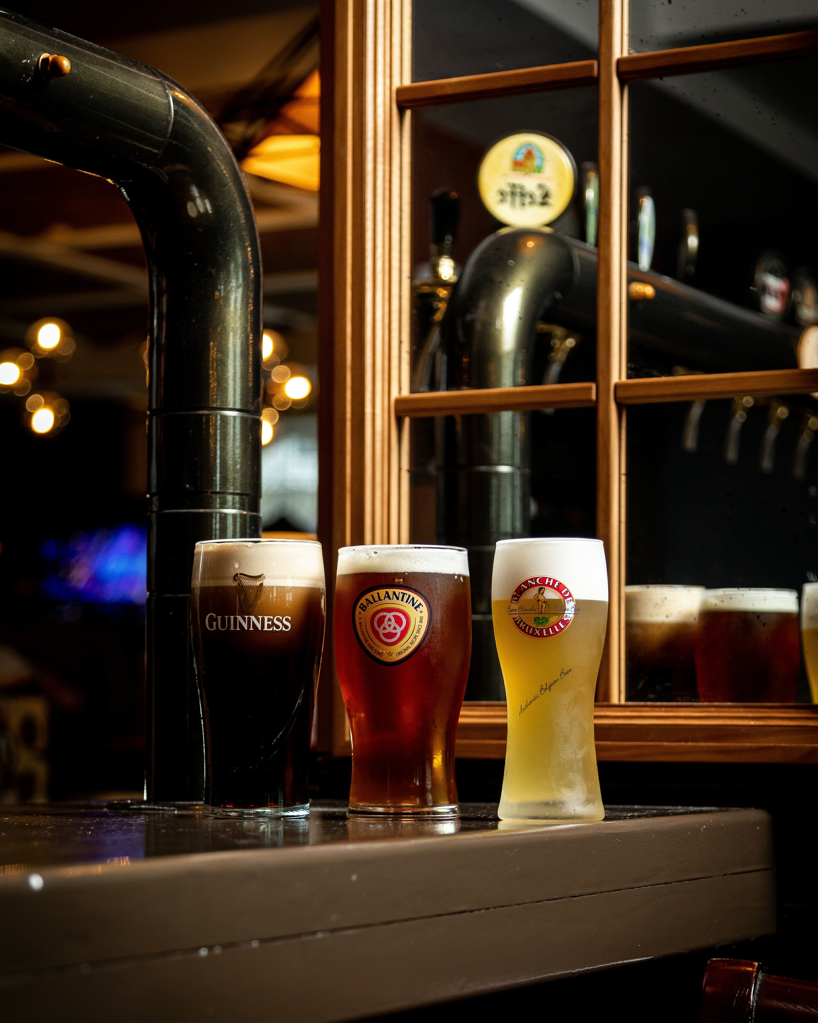 Үлкен емізіктері мен ареолалары бар порно онлайн көру