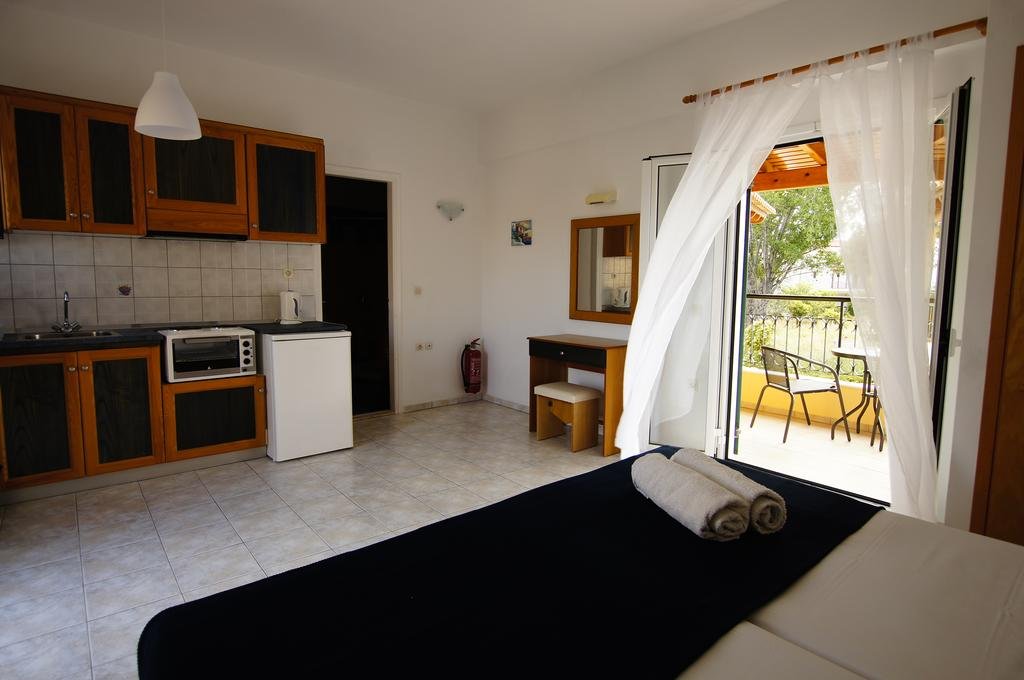 Фото Toni's Guesthouse