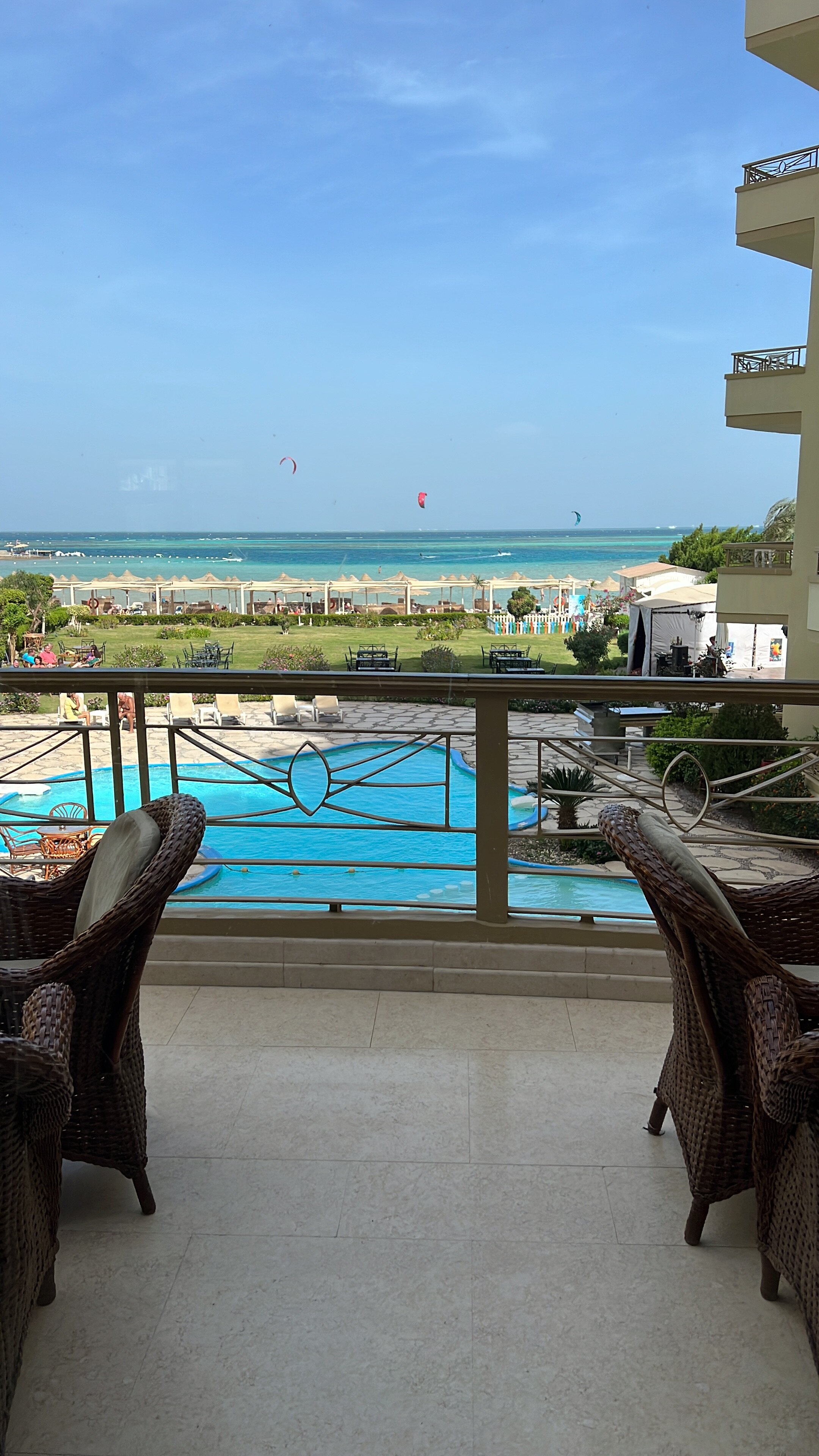 Фото Magic Beach Hotel