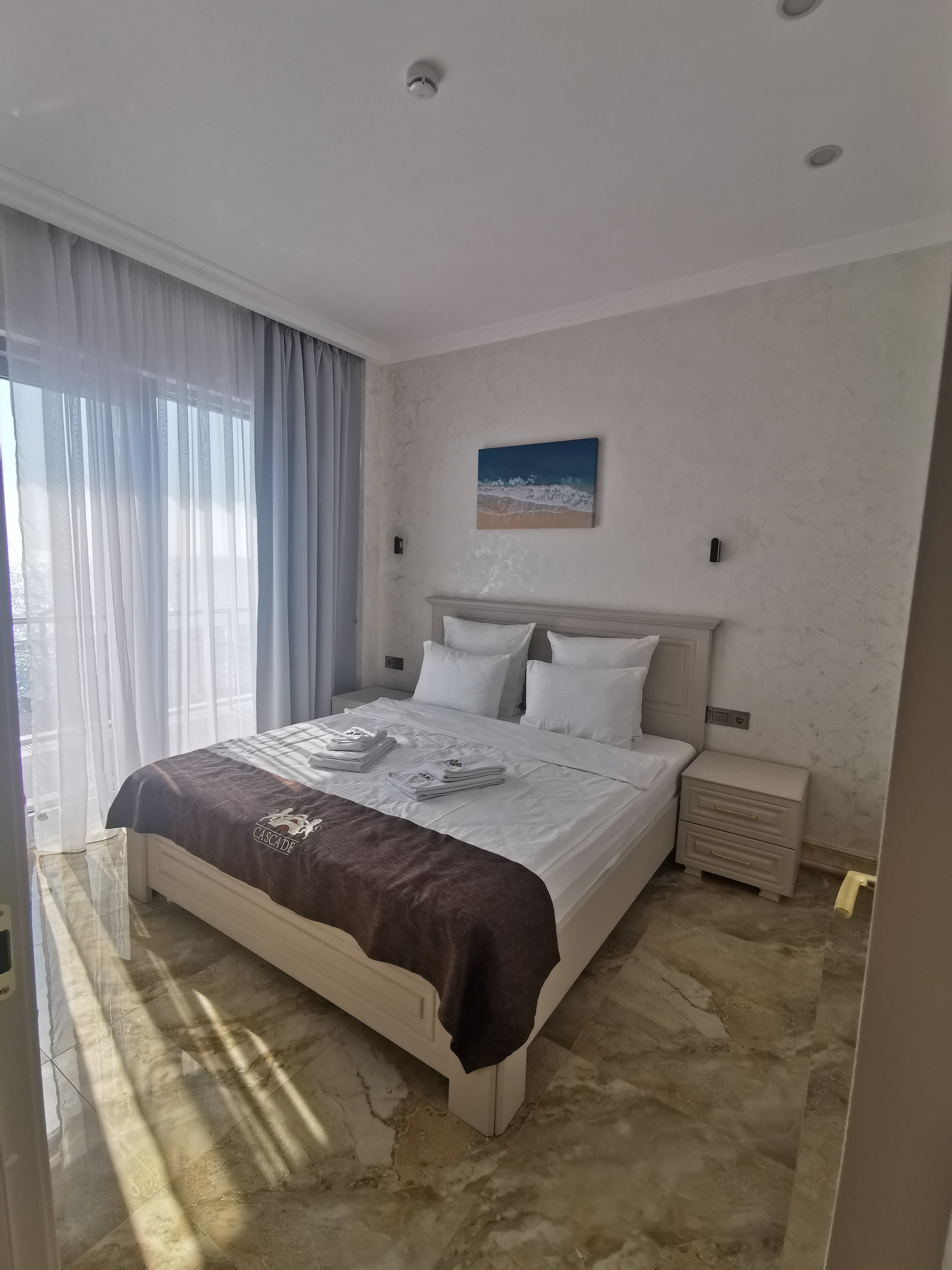 Фото Cascade by Stellar Hotels