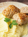 Teremok (Lva Tolstogo Street, 1-3), cafe