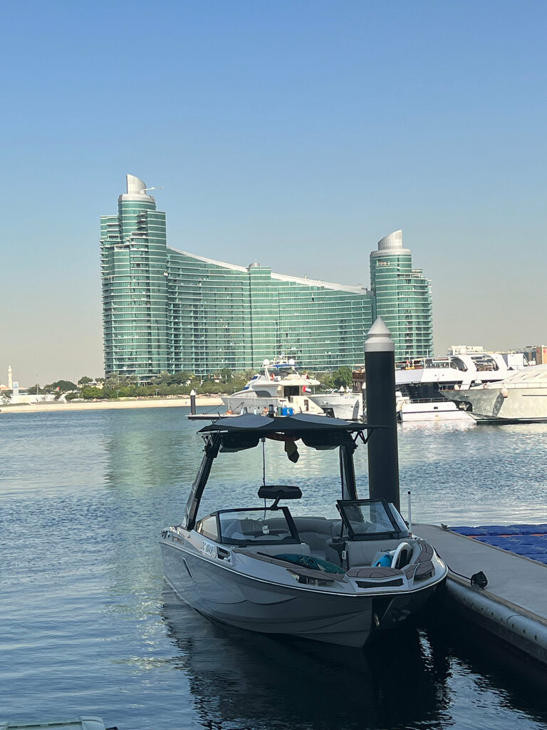Wake club On The Wave Project, Dubai, photo