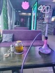 4.20Hookah (Mardzhani Street, 14В) ، مطعم يقدم الشيشة